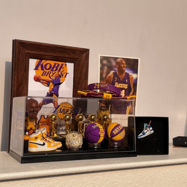 NBA Mini Basketball Figurine as a Birthday Gift for Guys. - Image 7